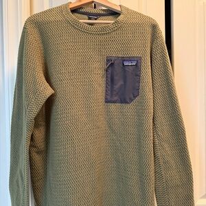 Patagonia Men's Sage Green Crewneck Sweater